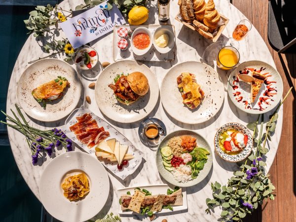 BRUNCH BY INHALA