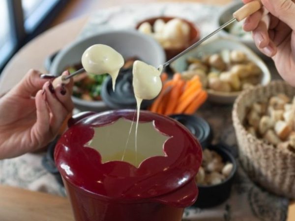 Fondue de queso experiencia completa